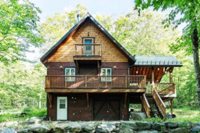 Rustic nature retreat with Hot Tub